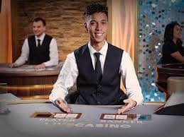 Berbagai kategori permainan virtual dan electronic sports dikemas dalam satu platform digital